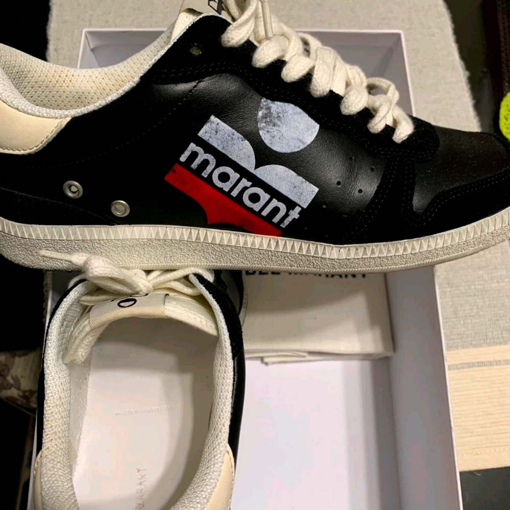 Isabel Marant Bulian Sneakers. Size 39.